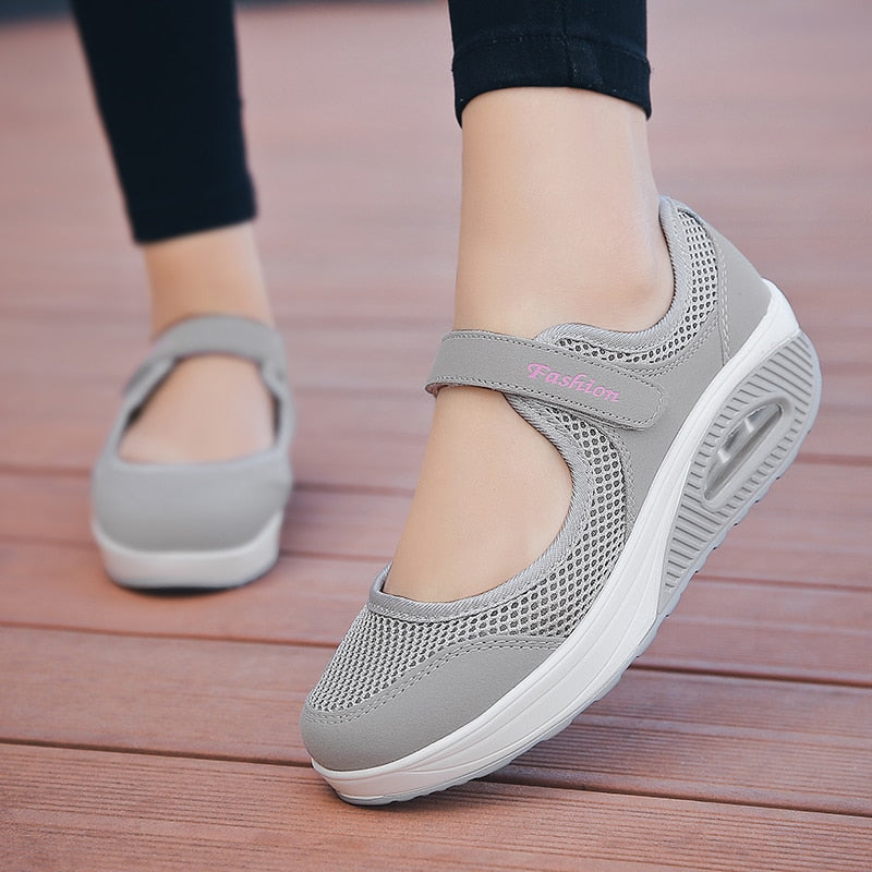 STS 2021 Summer Fashion Women Flat Platform Shoes Woman Breathable Mesh Casual Shoes Moccasin Zapatos Mujer Ladies Boat Shoes